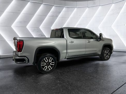Used 2024 GMC Sierra 1500 AT4 w/ AT4 Premium Package image 4