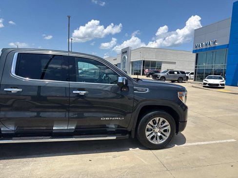 Used 2021 GMC Sierra 1500 Denali w/ Technology Package AWD/4WD image 7