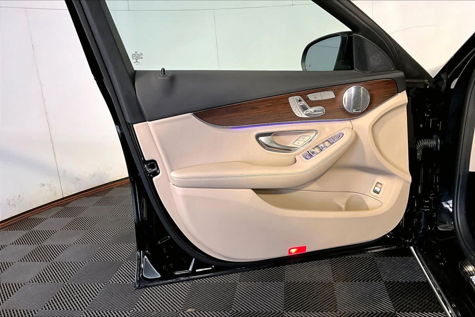 Certified 2021 Mercedes-Benz C 300 4MATIC Sedan image 22