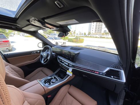 New 2026 BMW X5 xDrive40i w/ Climate Comfort Package image 21