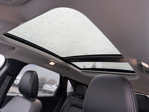 New 2026 Ford Escape Platinum w/ Premium Technology Package image 27