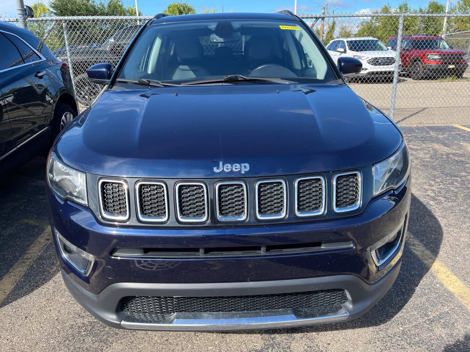 Used 2018 Jeep Compass Limited w/ Safe & Security Group AWD/4WD image 22