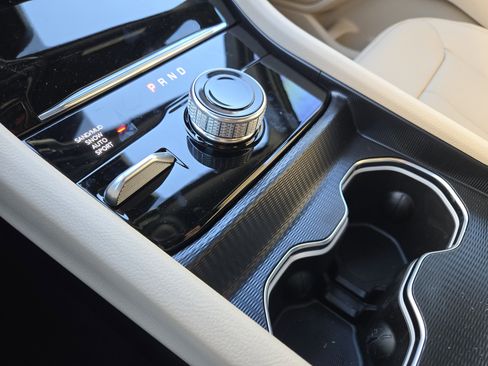 New 2025 Jeep Grand Cherokee L Limited w/ Luxury Tech Group II image 17