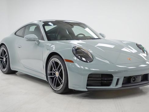 New 2026 Porsche 911 Carrera 4S image 8