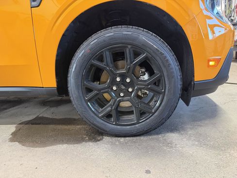 New 2026 Ford Maverick XLT w/ Black Appearance Package AWD/4WD image 28