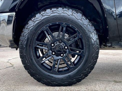 Used 2019 Toyota Tundra SR5 image 34