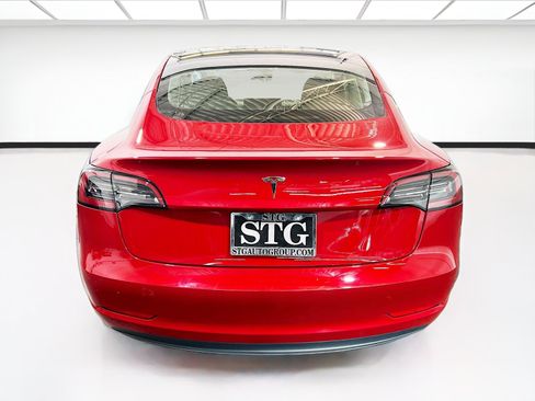 Used 2023 Tesla Model 3 Standard Range RWD image 5