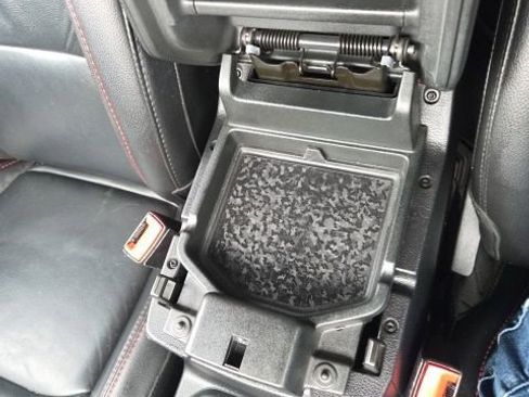 Used 2019 Jeep Wrangler Unlimited Rubicon AWD/4WD image 22