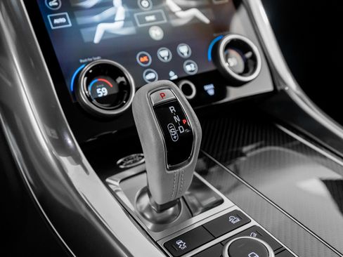 Used 2022 Land Rover Range Rover Sport SVR Carbon Edition image 39