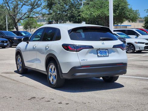 Used 2023 Honda HR-V LX image 5