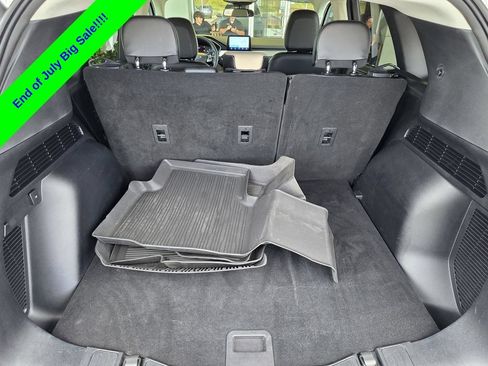 Used 2022 Ford Escape SEL FWD image 14