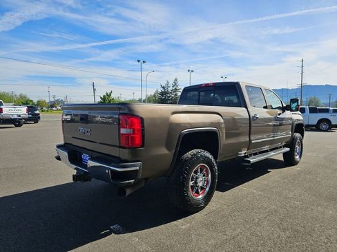 Used 2015 GMC Sierra 3500 SLT w/ Duramax Plus Package AWD/4WD image 6