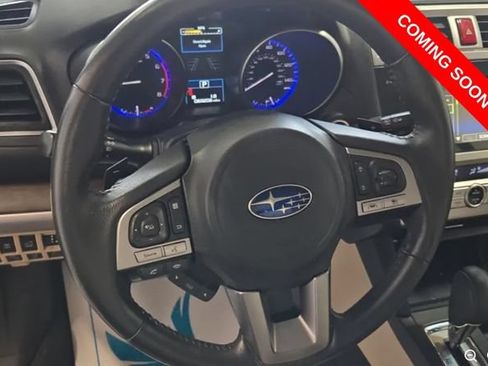 Used 2017 Subaru Outback 2.5i Limited AWD/4WD image 8