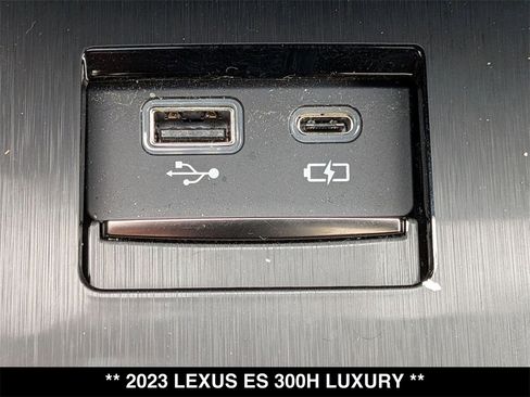 Used 2023 Lexus ES 300h w/ Accessory Package (Z2) image 24