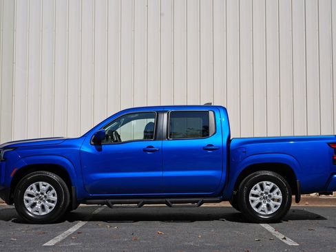 Used 2024 Nissan Frontier SV w/ SV Convenience Package RWD image 8