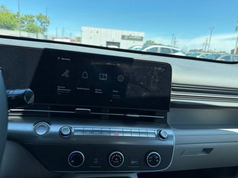 Certified 2025 Hyundai Kona SE AWD/4WD image 20