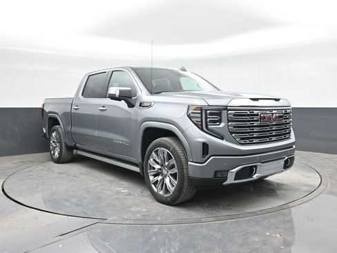 Used 2025 GMC Sierra 1500 Denali w/ Denali Reserve Package AWD/4WD image 6