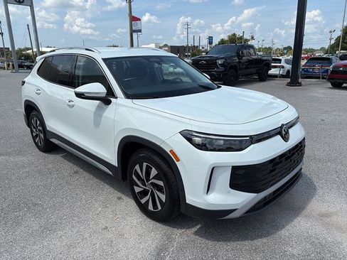 New 2026 Volkswagen Tiguan S image 8
