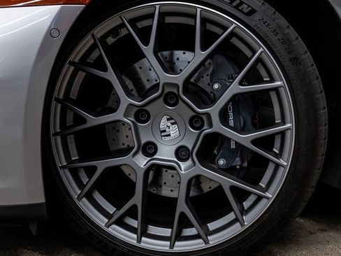 Used 2025 Porsche 911 Carrera image 16