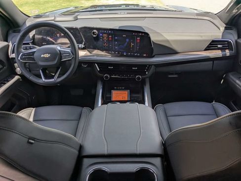 Used 2026 Chevrolet Tahoe Premier RWD image 15