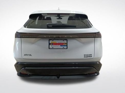 Used 2023 Nissan Ariya AWD image 4