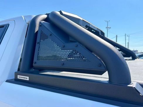 Used 2023 Chevrolet Silverado 1500 ZR2 w/ Technology Package AWD/4WD image 14