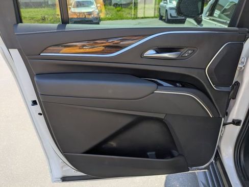 Used 2023 Cadillac Escalade ESV Premium Luxury w/ LPO, Floor Liner Package AWD/4WD image 29