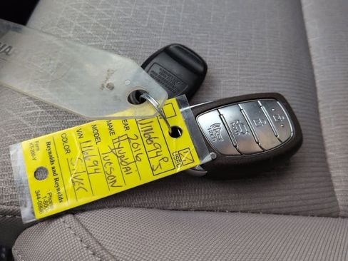 Used 2016 Hyundai Tucson Sport image 33