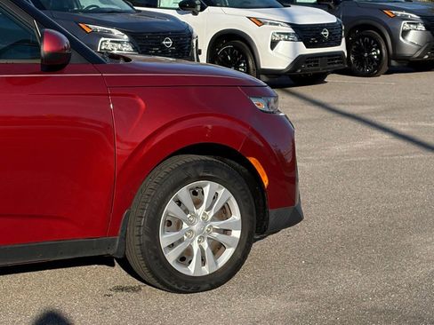 Used 2021 Kia Soul LX image 8