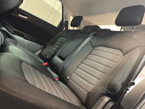 Used 2016 Ford Edge SE AWD/4WD image 31