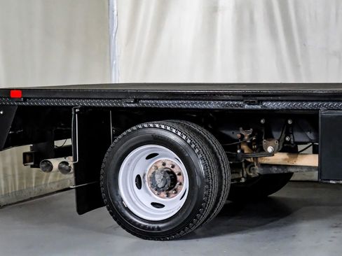 Used 2019 Ford F550 4x4 SuperCab Super Duty image 6