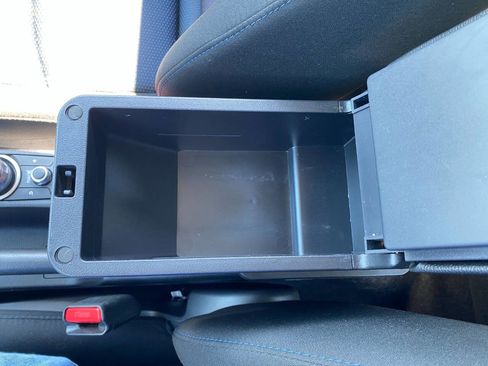 Used 2018 Toyota Yaris iA image 19