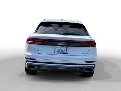 Used 2023 Audi Q8 Premium Plus image 4