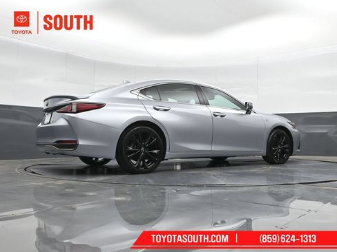 Used 2023 Lexus ES 300h F Sport w/ Accessory Package (Z1) FWD image 38