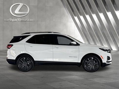 Used 2024 Chevrolet Equinox RS image 4