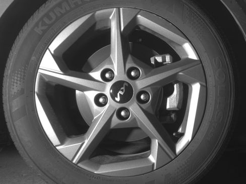 Used 2025 Kia K4 LXS image 13