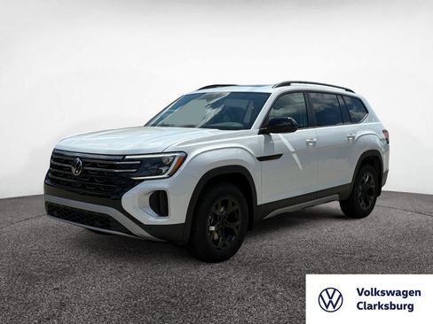 New 2026 Volkswagen Atlas Peak Edition image 1