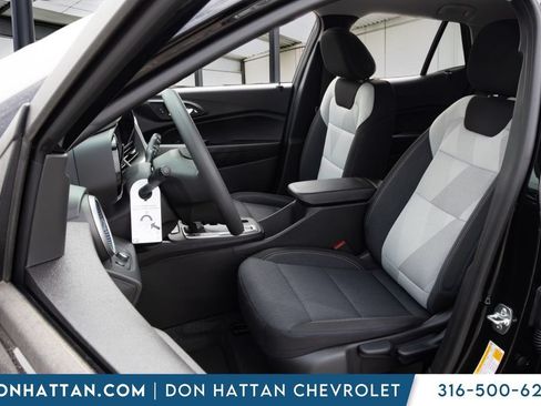 New 2026 Chevrolet Trax LS FWD image 14