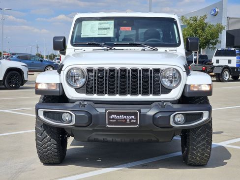 New 2025 Jeep Gladiator Sport image 6