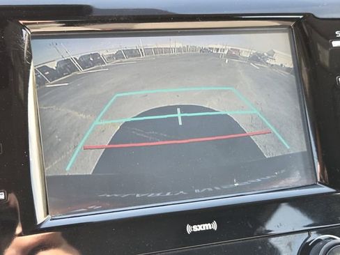 Used 2020 Toyota Camry L image 16