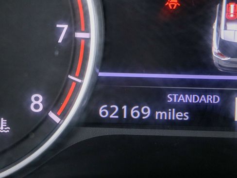 Used 2023 Nissan Rogue SV FWD image 16