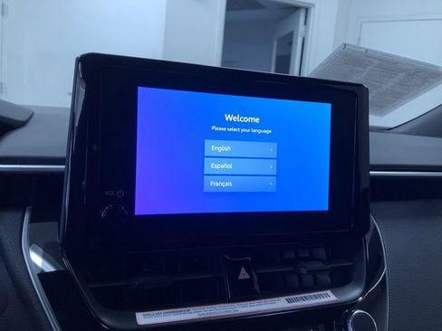 Certified 2024 Toyota Corolla SE image 28