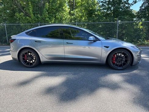 Used 2025 Tesla Model 3 Performance AWD/4WD image 11