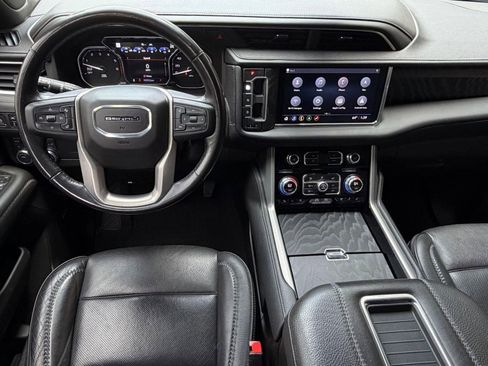 Used 2021 GMC Yukon Denali w/ Denali Premium Package AWD/4WD image 28