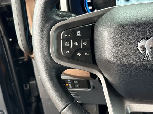 Used 2023 Ford Bronco Outer Banks w/ Sasquatch Package image 15