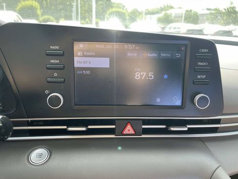 Used 2023 Hyundai Elantra SEL w/ Cargo Package FWD image 32