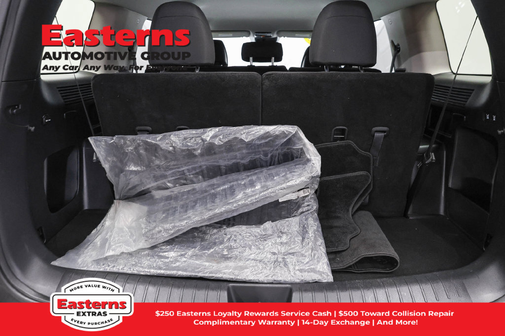 Used 2025 Hyundai Santa Fe SE FWD image 10
