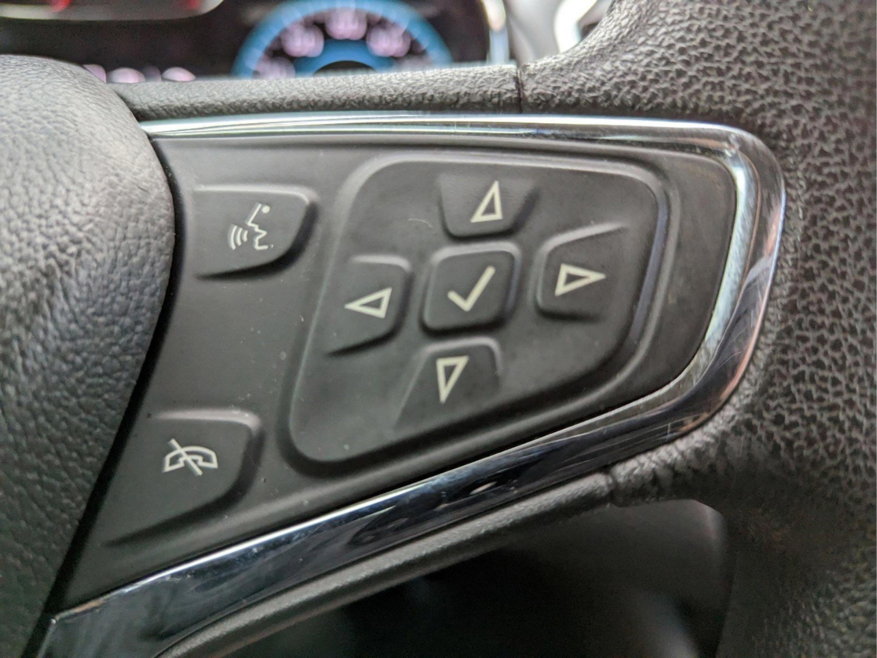 Used 2017 Chevrolet Cruze LT w/ Convenience Package FWD image 89