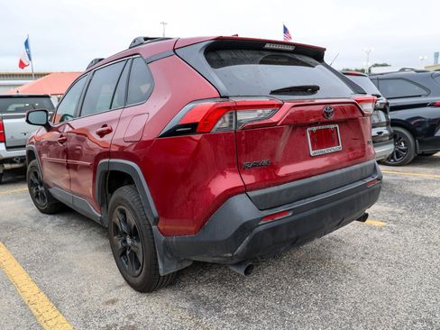 Used 2024 Toyota RAV4 XLE w/ Convenience Package FWD image 9
