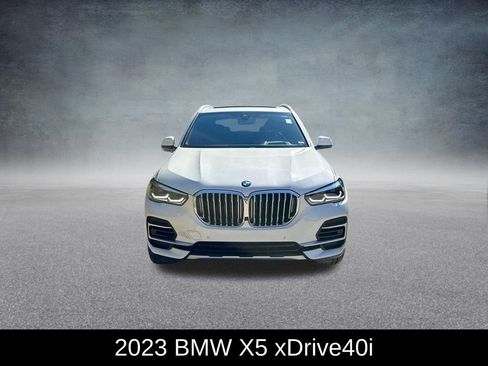 Used 2023 BMW X5 xDrive40i w/ Premium Package image 3